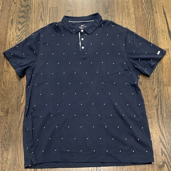 Nike golf shirt - Picture 1 of 4